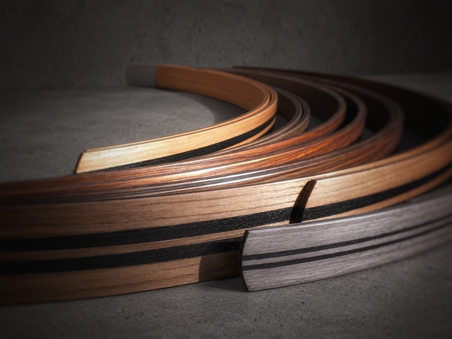 WOODIE Holzschutzbleche – verschiedene Holzfarben und Designs WOODIE Holzschutzbleche aus Holz in verschiedenen Farben und Designs
